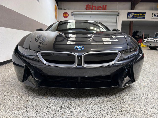 Used 2015 BMW i8 image 2