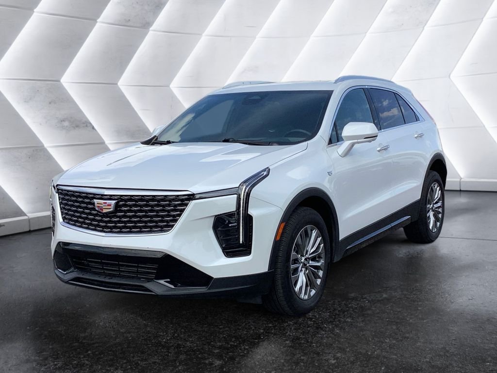 Used 2024 Cadillac XT4 Premium Luxury w/ Active Safety Package AWD/4WD image 3