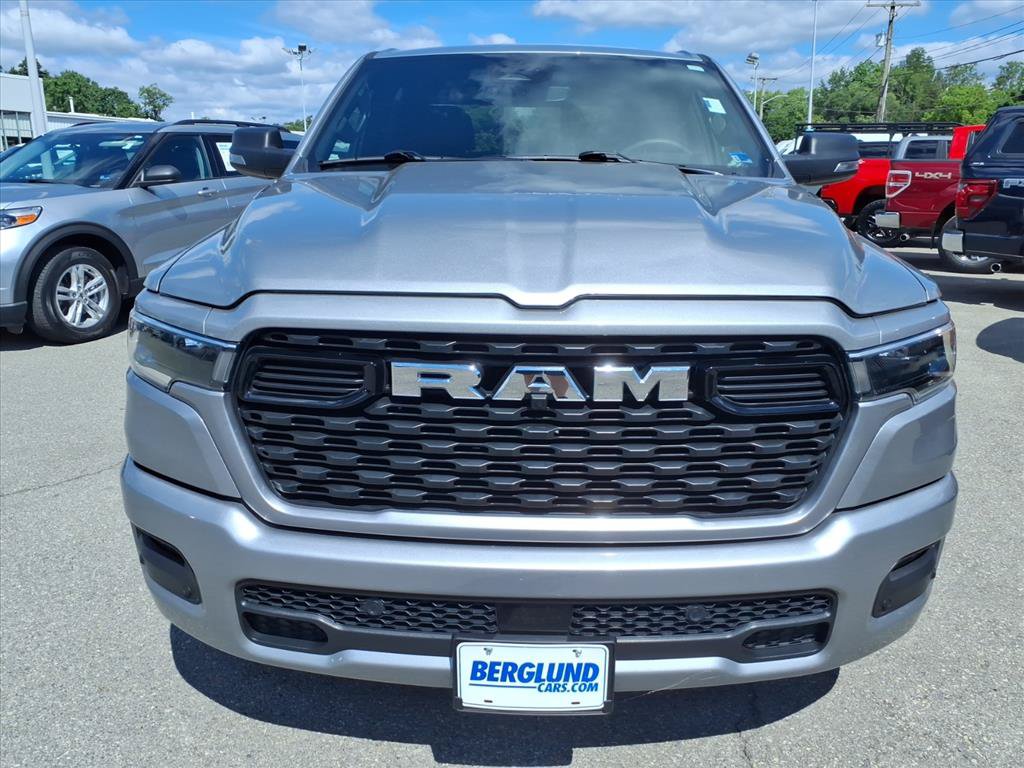 Used 2025 RAM 1500 Big Horn AWD/4WD image 9