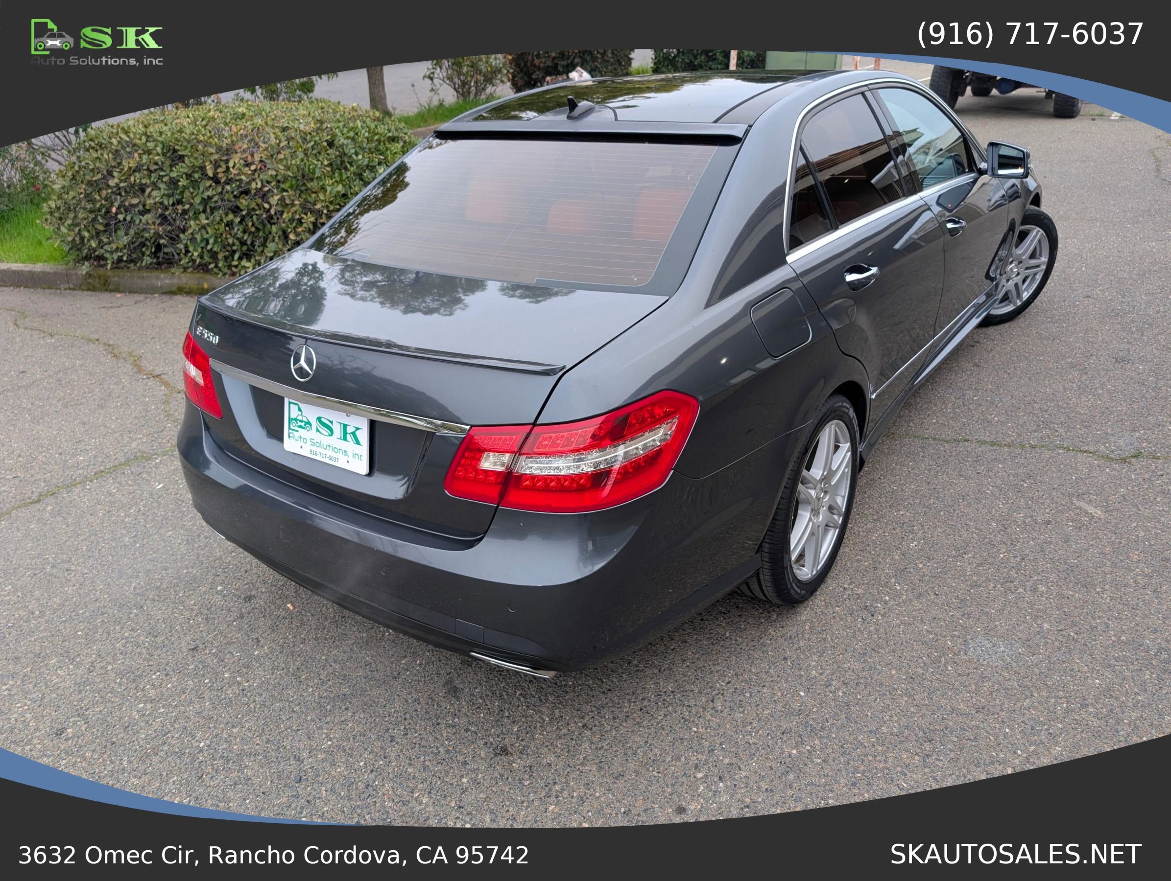 Used 2010 Mercedes-Benz E 550 Sedan image 9