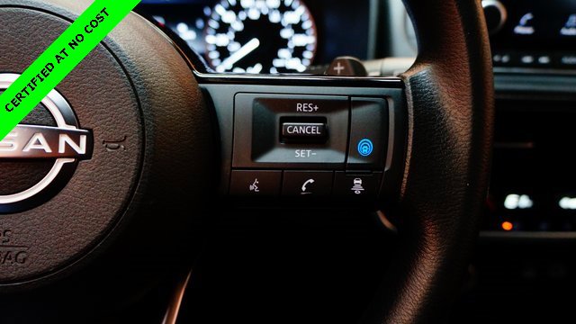 Used 2022 Nissan Rogue SV image 23