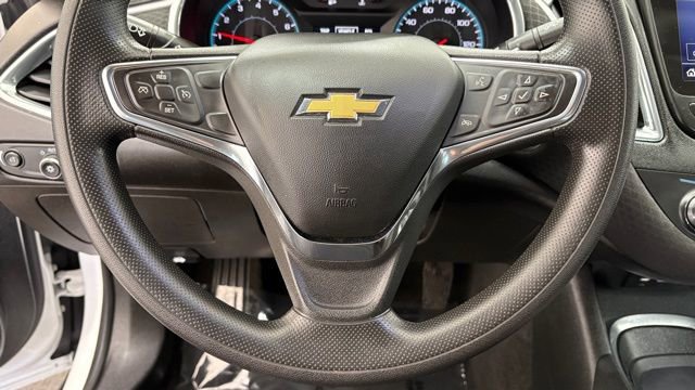 Used 2021 Chevrolet Malibu LT image 42