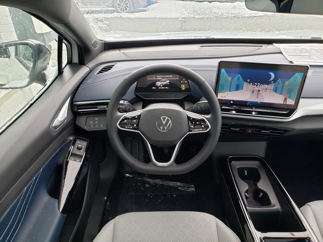 New 2025 Volkswagen ID.4 Pro S Plus image 8