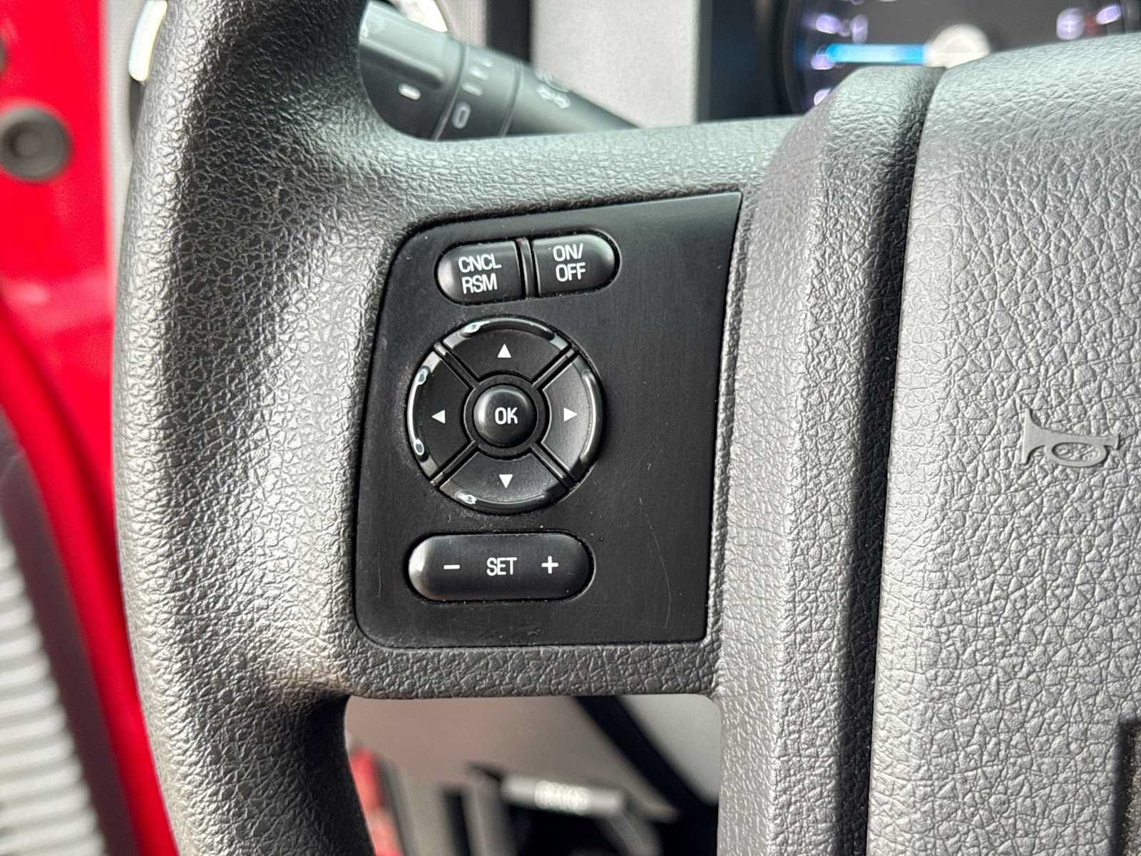 Used 2015 Ford F250 XLT w/ XLT Premium Package AWD/4WD image 23