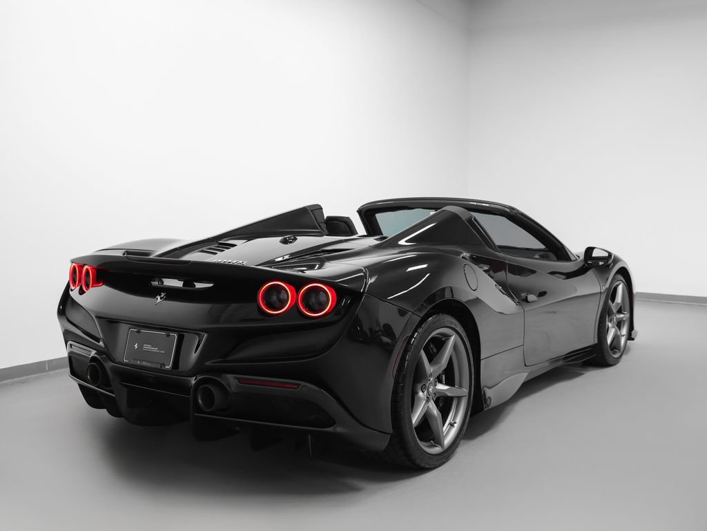 Certified 2021 Ferrari F8 Tributo RWD image 33