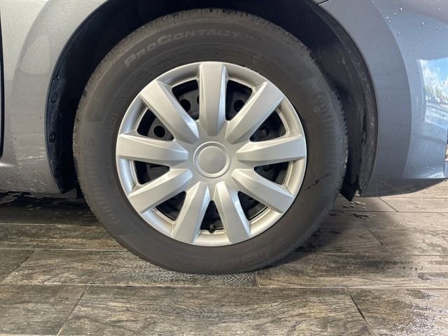 Used 2024 Nissan Versa S image 5