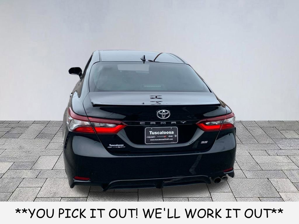 Used 2021 Toyota Camry SE FWD image 6