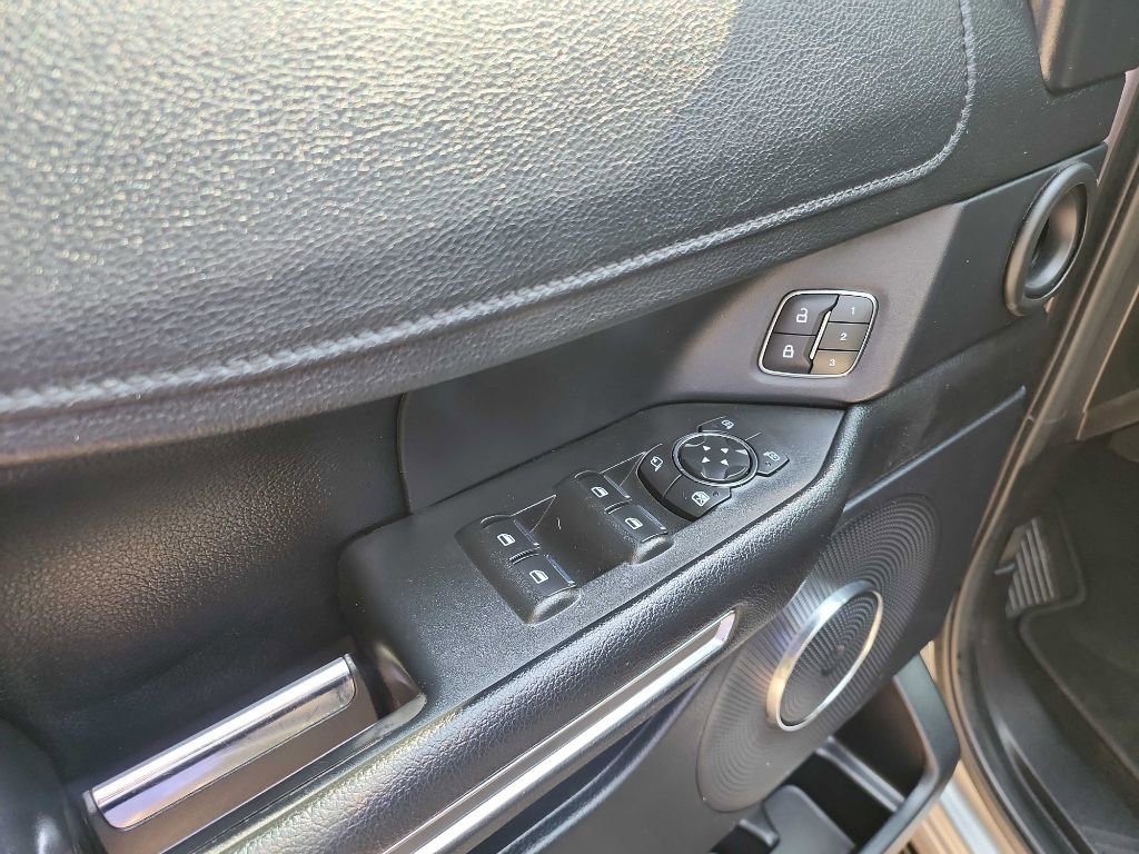 Used 2020 Ford Expedition XLT w/ Equipment Group 202A image 14