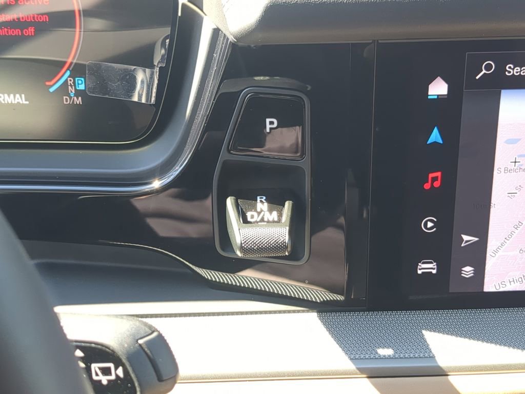 Certified 2025 Porsche Cayenne image 39