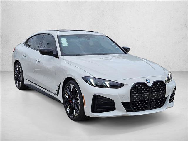 Used 2026 BMW 430i w/ M Sport Package RWD image 6
