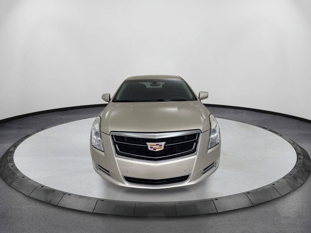 Used 2016 Cadillac XTS Luxury FWD image 2