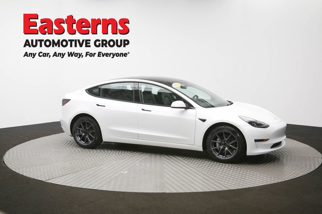 Used 2023 Tesla Model 3 Standard Range image 45