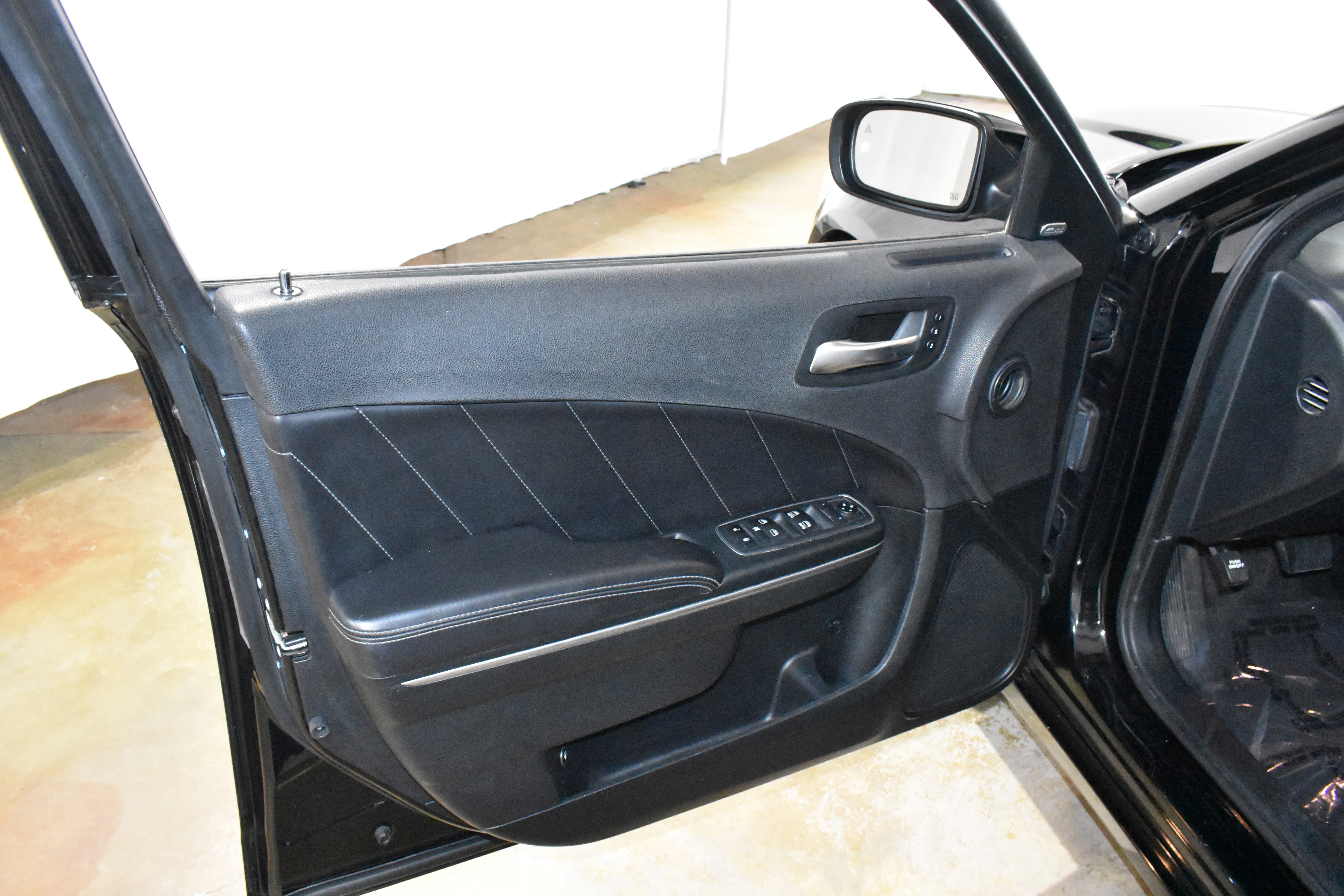 Used 2018 Dodge Charger GT AWD/4WD image 23