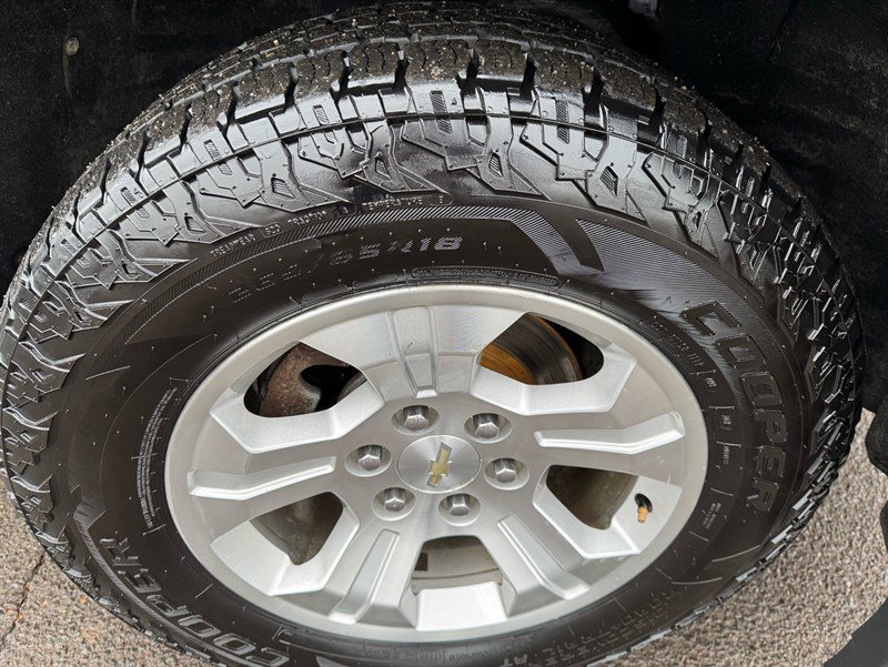 Used 2019 Chevrolet Silverado 1500 LT w/ All Star Edition AWD/4WD image 11