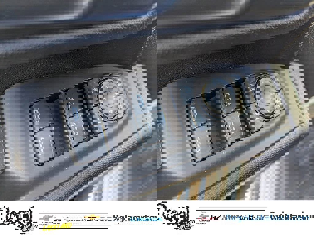 Used 2021 Chevrolet Silverado 2500 W/T w/ WT Convenience Package image 15