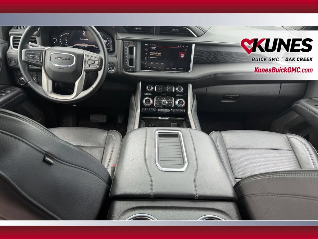 Used 2023 GMC Yukon Denali AWD/4WD image 25