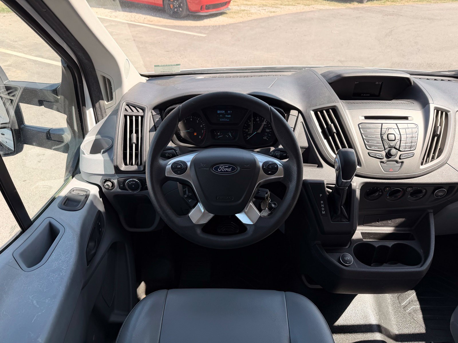 Used 2018 Ford Transit 150 130 Low Roof RWD image 31