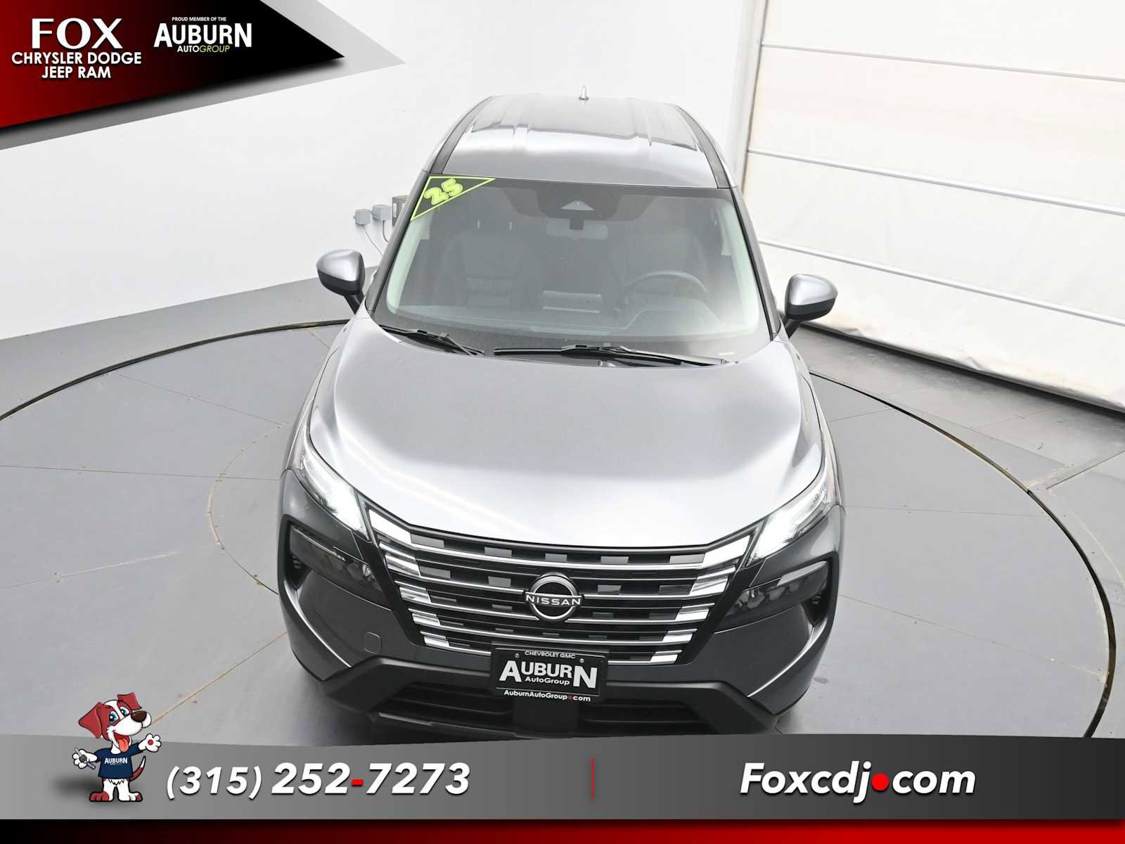 Used 2025 Nissan Rogue SV AWD/4WD image 28