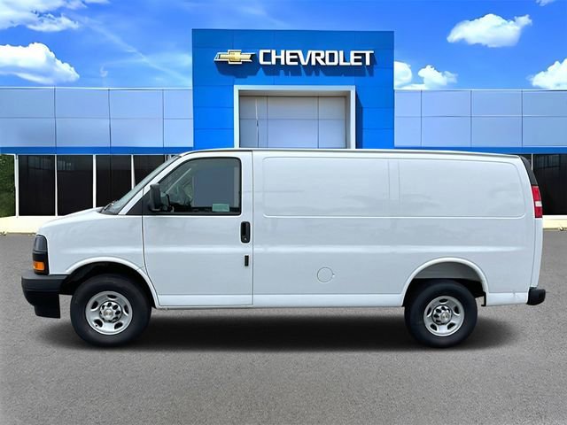 New 2026 Chevrolet Express 2500 RWD image 6