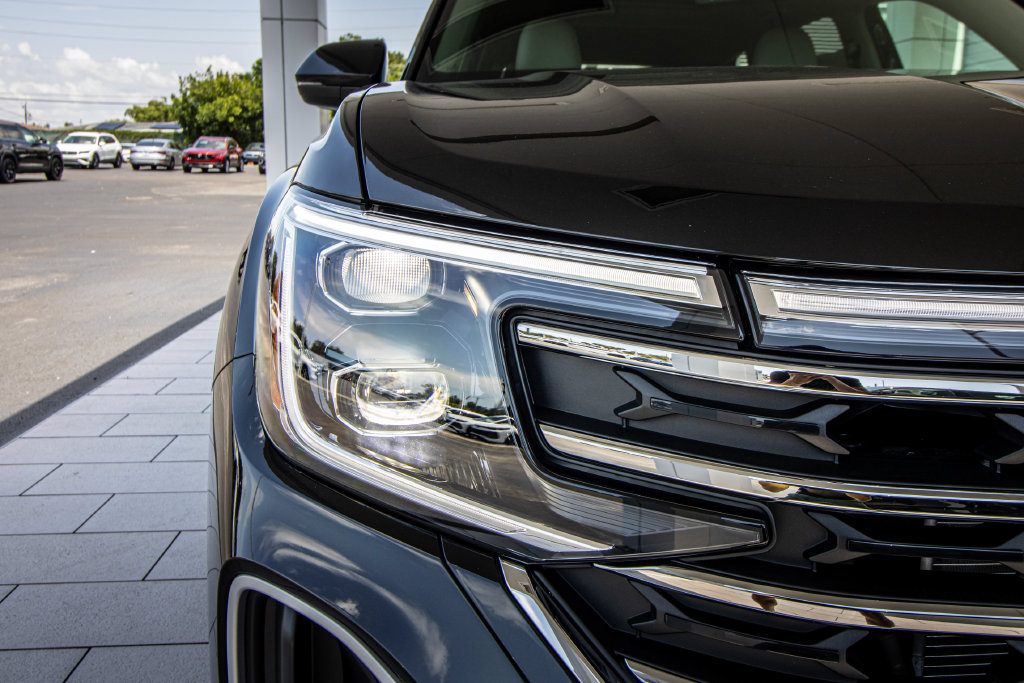 New 2026 Volkswagen Atlas SE FWD image 5