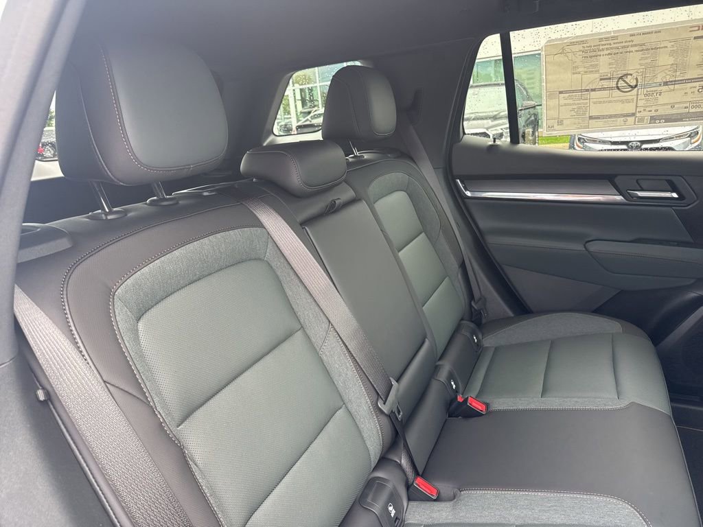 New 2026 GMC Terrain AT4 w/ Technology Package II image 32