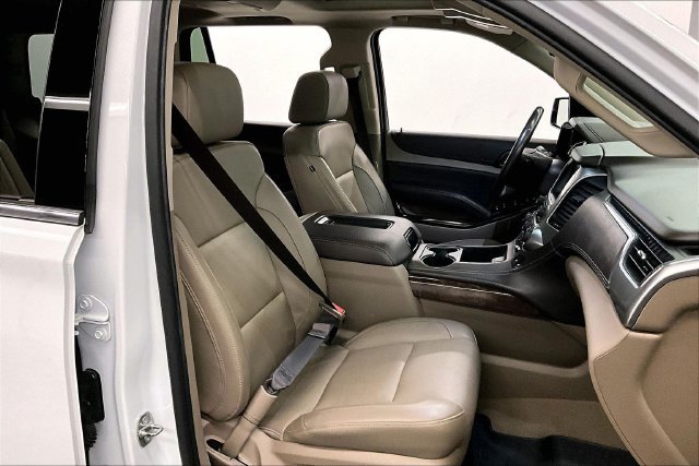 Used 2019 Chevrolet Tahoe LT w/ LT Signature Package AWD/4WD image 8