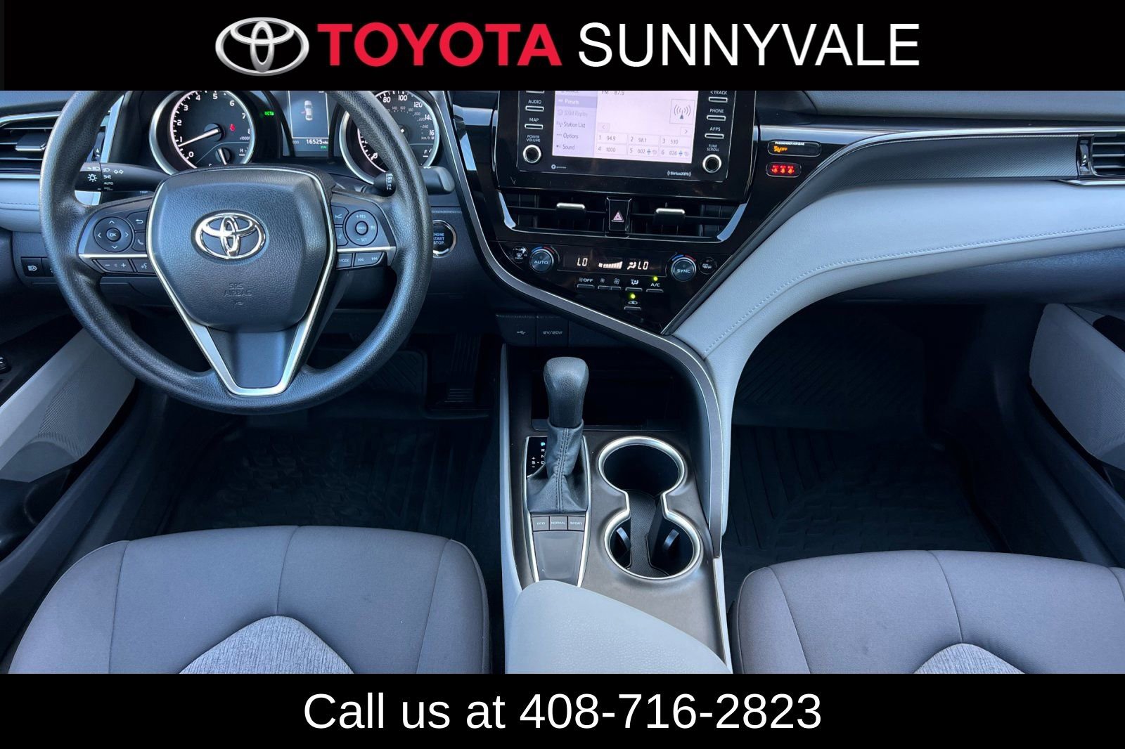 Used 2024 Toyota Camry LE w/ Convenience Package image 5