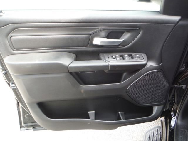 New 2026 RAM 1500 Express AWD/4WD image 16