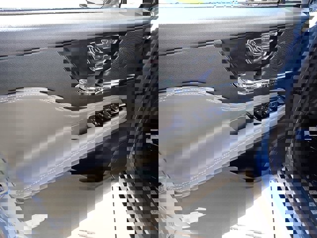 New 2026 Lincoln Corsair Premiere image 19