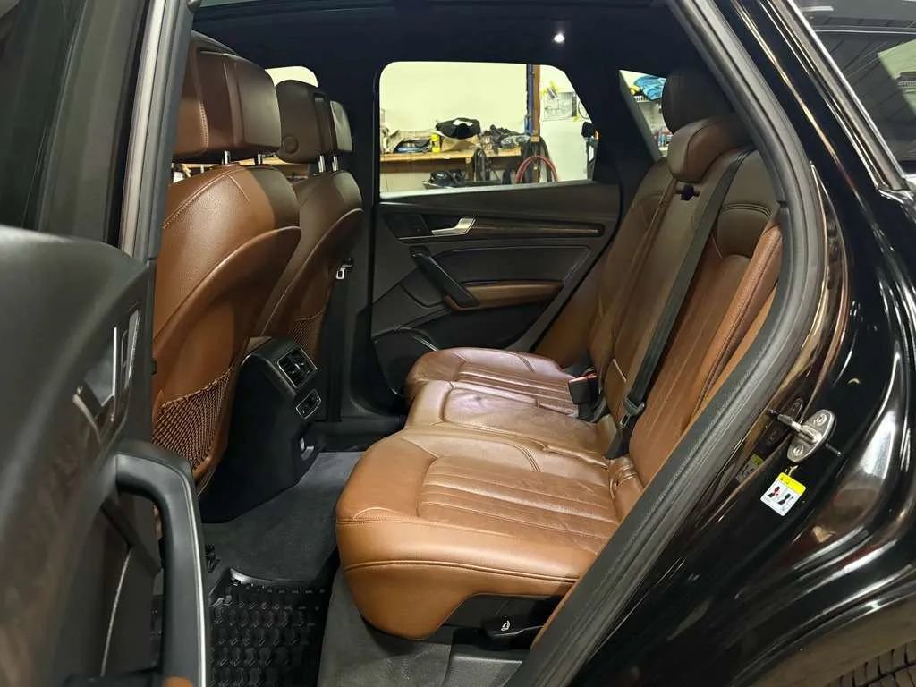 Used 2018 Audi Q5 2.0T Premium Plus w/ Premium Plus Package AWD/4WD image 24