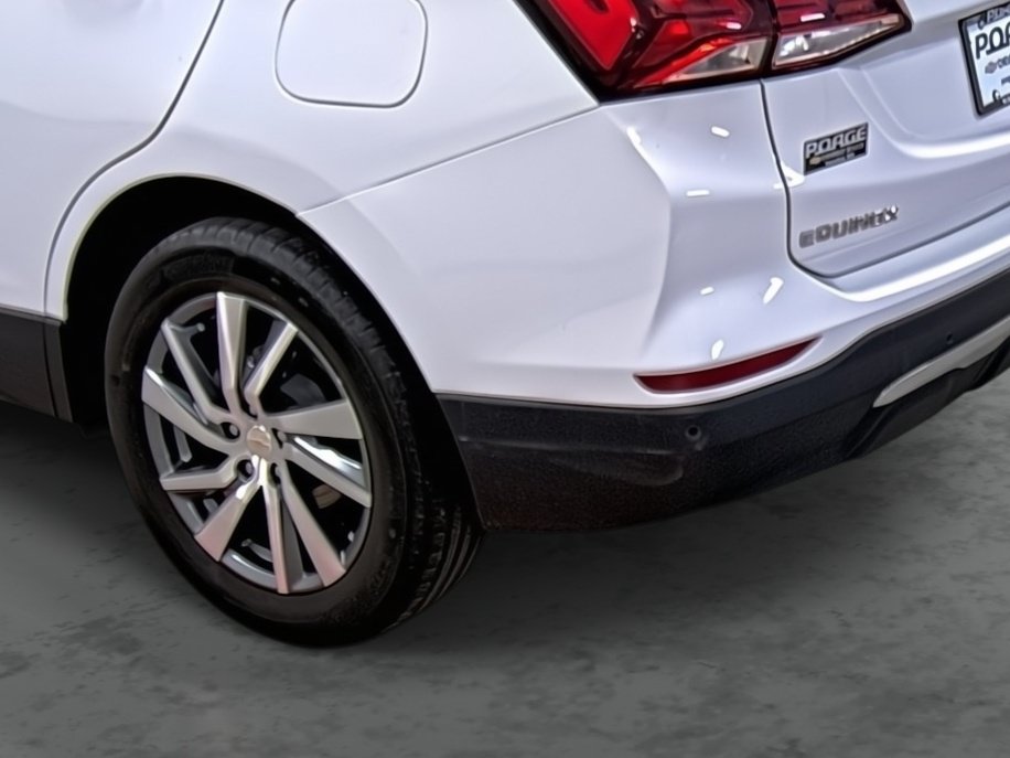 Used 2024 Chevrolet Equinox LT AWD/4WD image 9