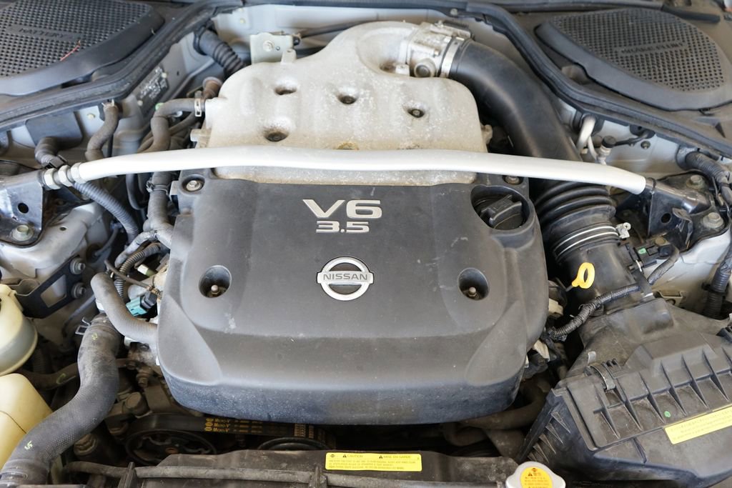 Used 2004 Nissan 350Z Touring RWD image 48