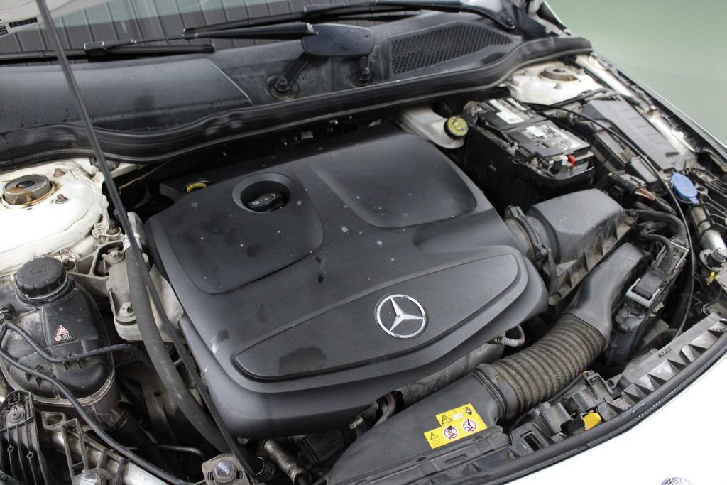 Used 2018 Mercedes-Benz CLA 250 image 40