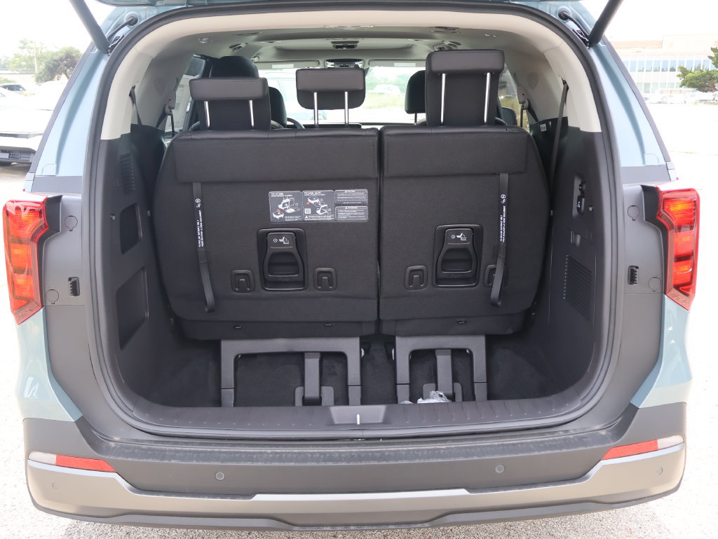 New 2027 Kia Carnival SX FWD image 18