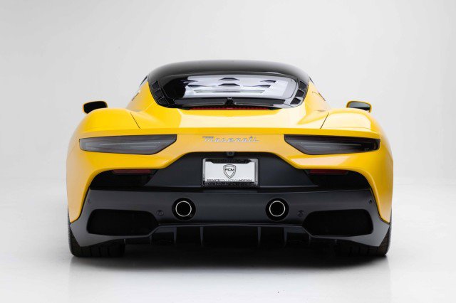 Used 2023 Maserati MC20 Coupe image 7