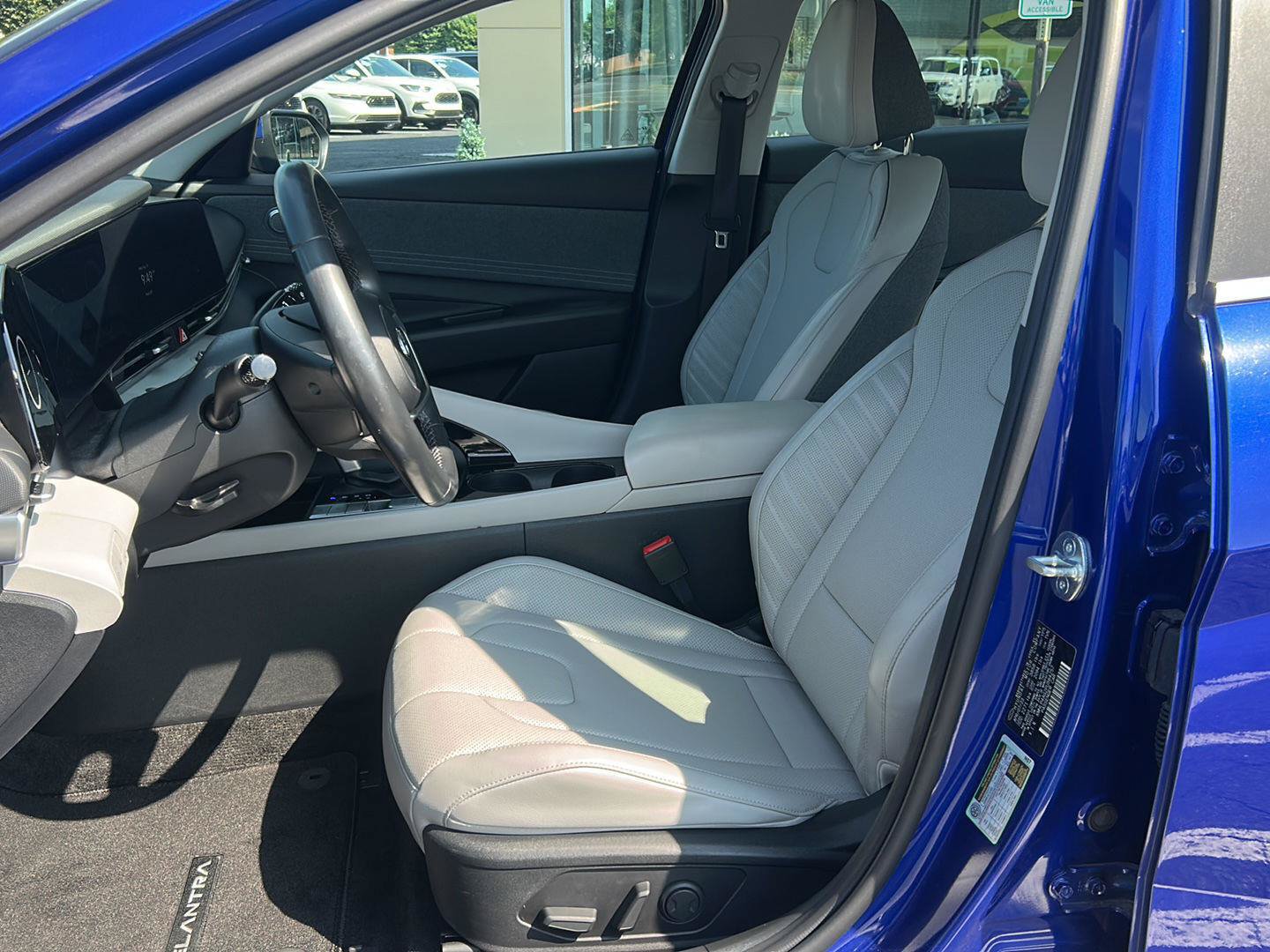 Certified 2023 Hyundai Elantra Limited w/ Cargo Package FWD image 13