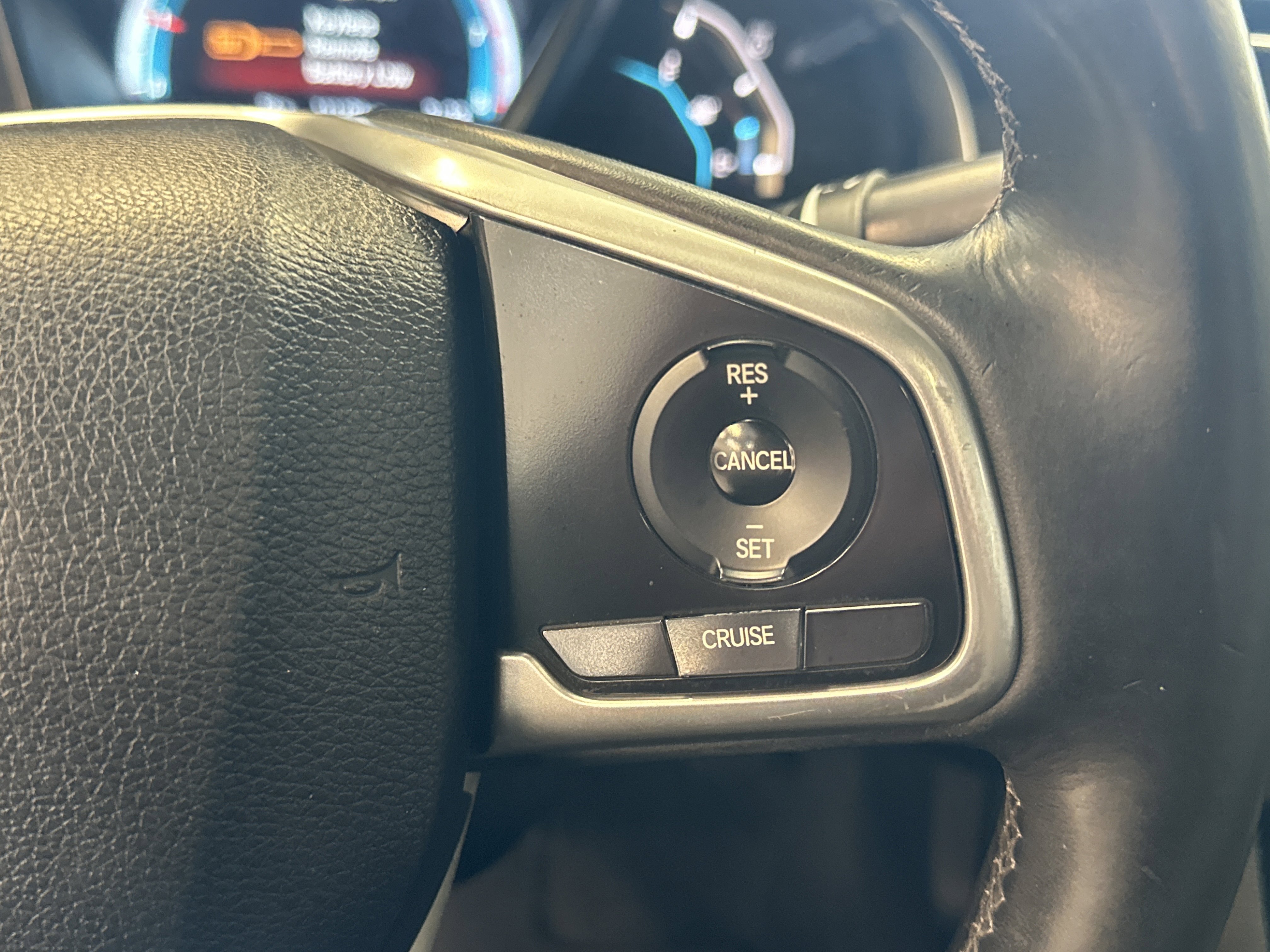 Used 2017 Honda Civic EX-L image 28