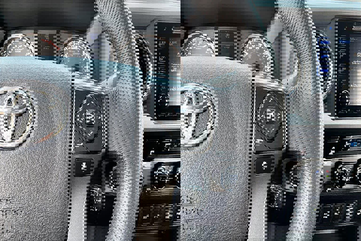 Used 2017 Toyota Tacoma TRD Pro image 24