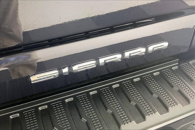Used 2024 GMC Sierra 2500 Denali Ultimate AWD/4WD image 31