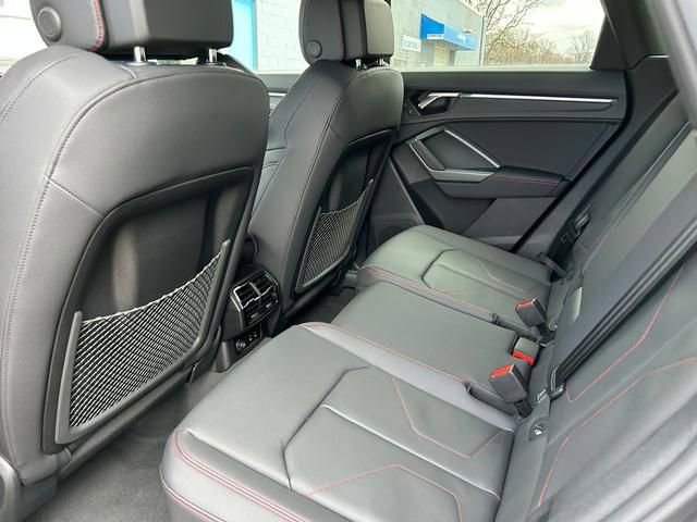 Used 2025 Audi Q3 2.0T Premium Plus w/ Premium Plus Package image 12