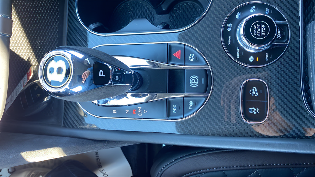 Used 2020 Bentley Bentayga Speed AWD/4WD image 19