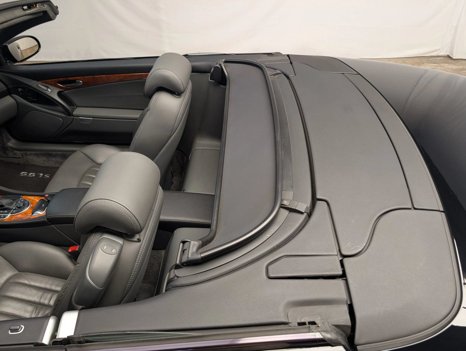 Used 2004 Mercedes-Benz SL 55 AMG image 23