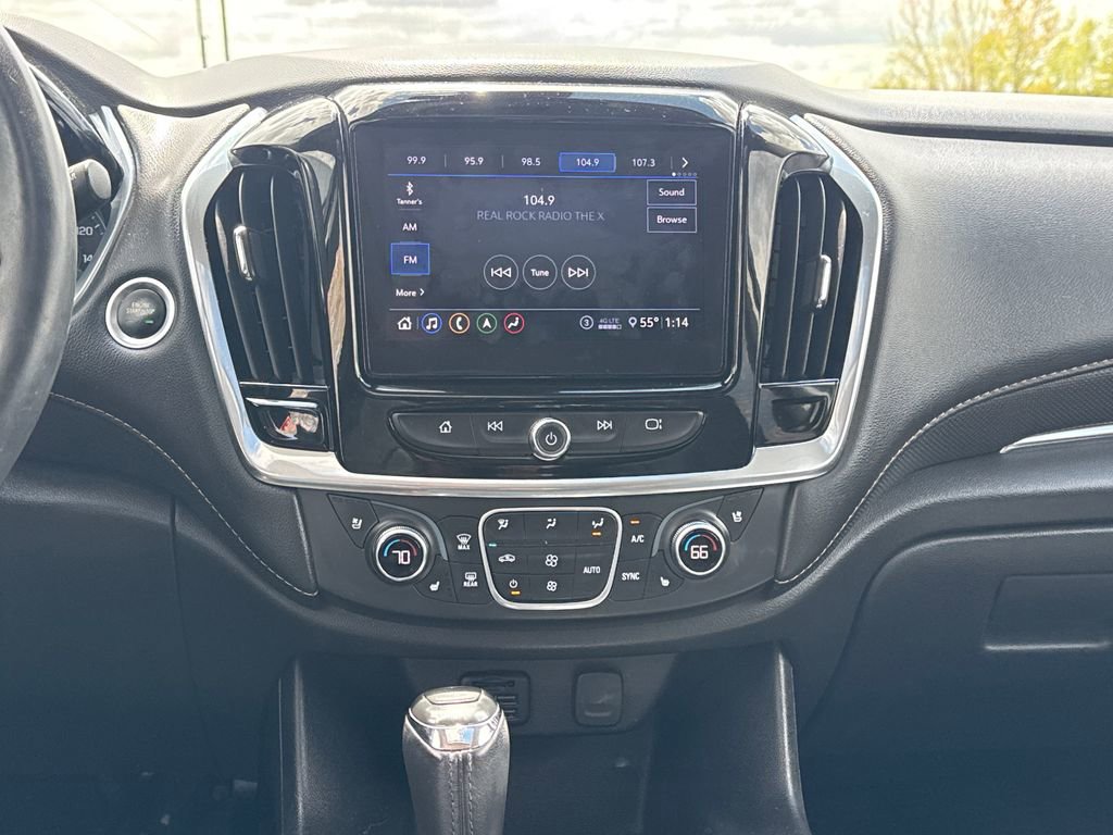 Certified 2020 Chevrolet Traverse Premier w/ Redline Edition AWD/4WD image 18