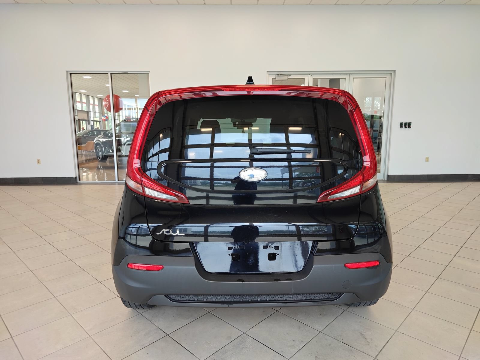 Used 2020 Kia Soul LX FWD image 4