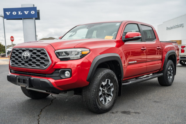 Used 2020 Toyota Tacoma TRD Off-Road AWD/4WD image 3