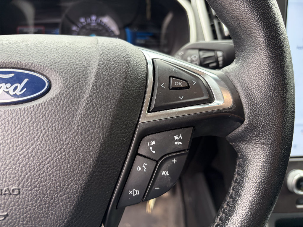 Used 2021 Ford Edge SEL w/ Convenience Package AWD/4WD image 14