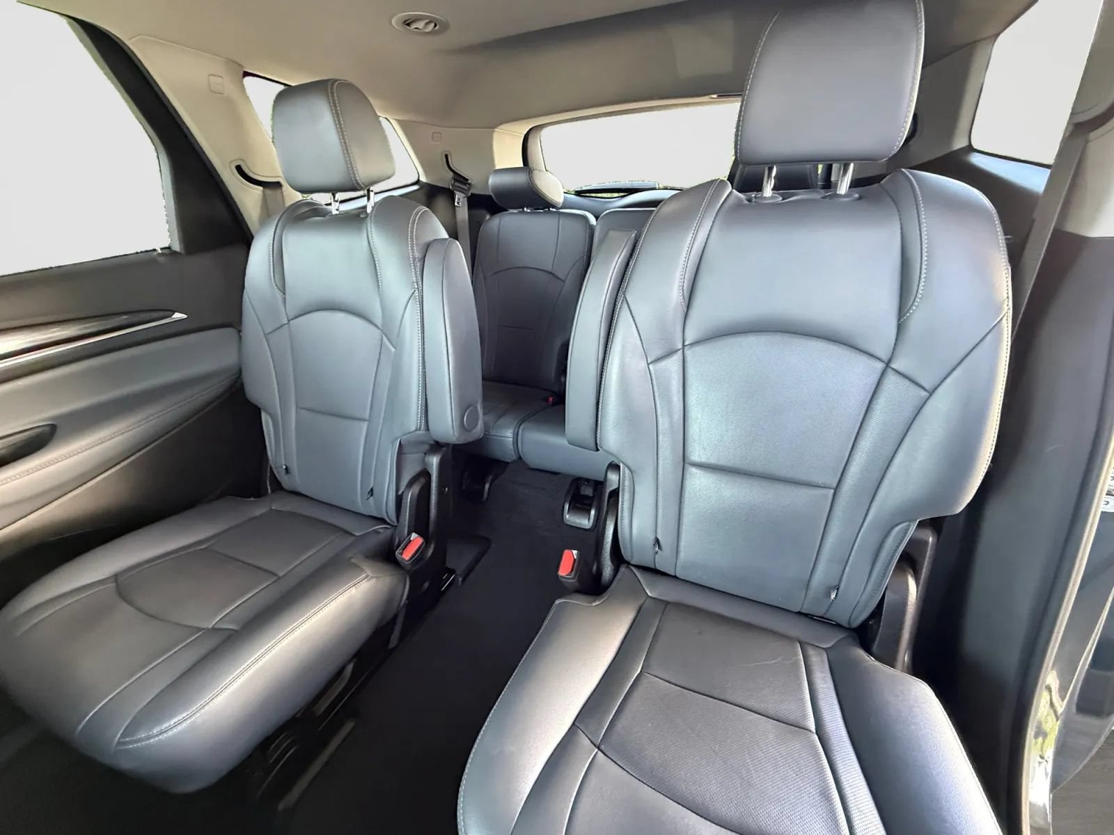 Used 2019 Buick Enclave Essence w/ Trailering Package, 5000 lbs. AWD/4WD image 15