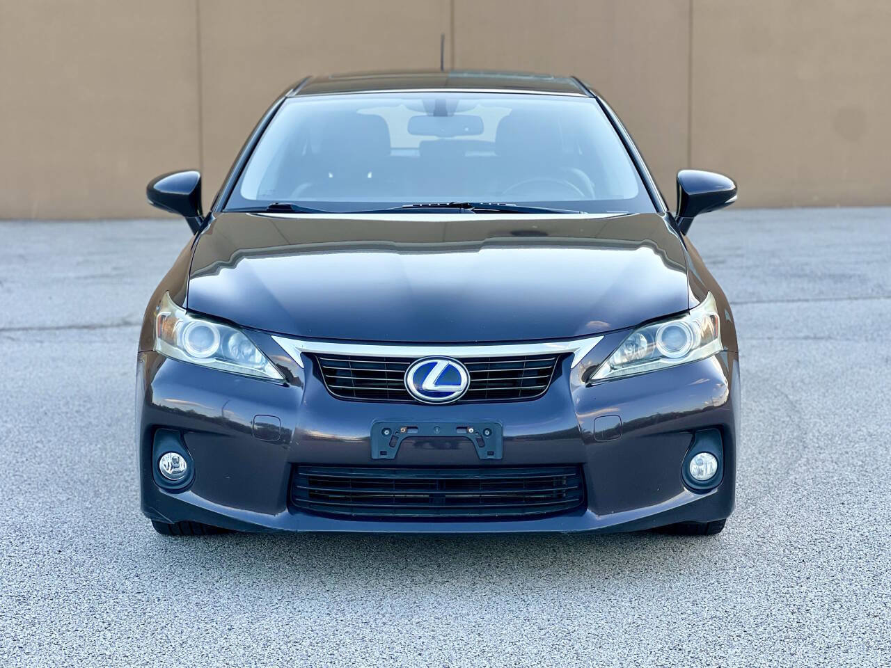 Used 2011 Lexus CT 200h Premium image 2