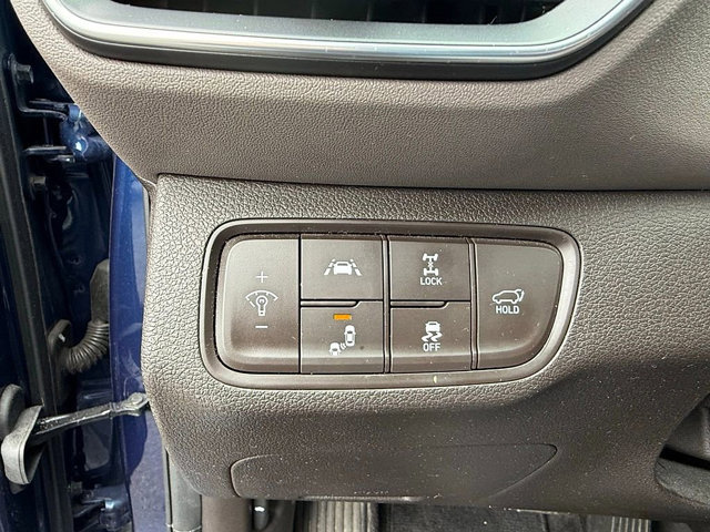 Used 2020 Hyundai Santa Fe SEL w/ Cargo Package image 24