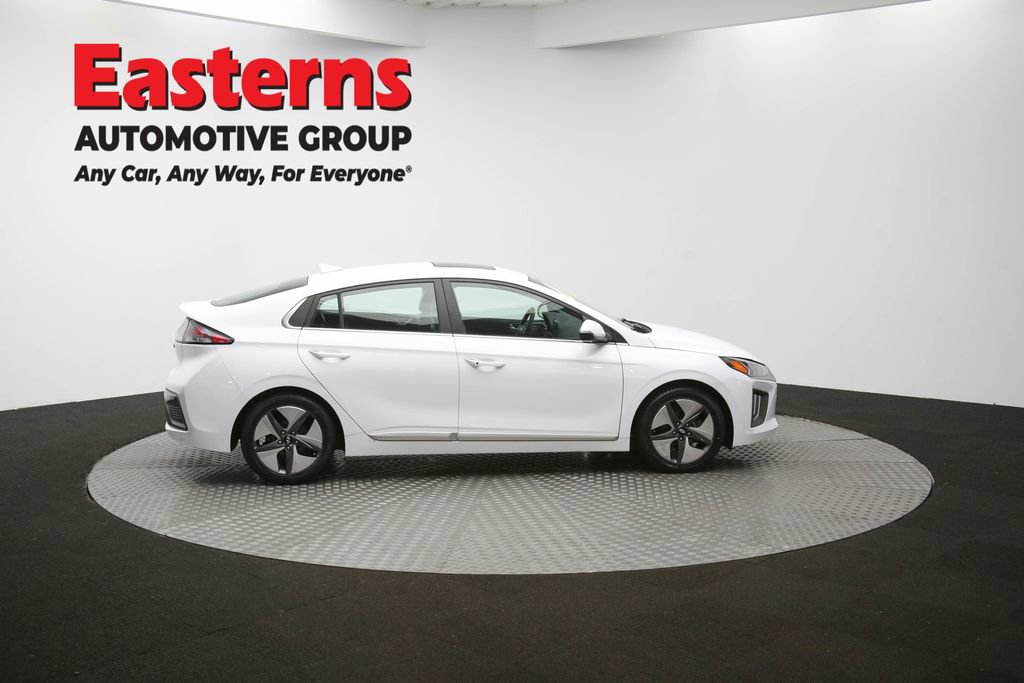 Used 2022 Hyundai Ioniq Limited image 45